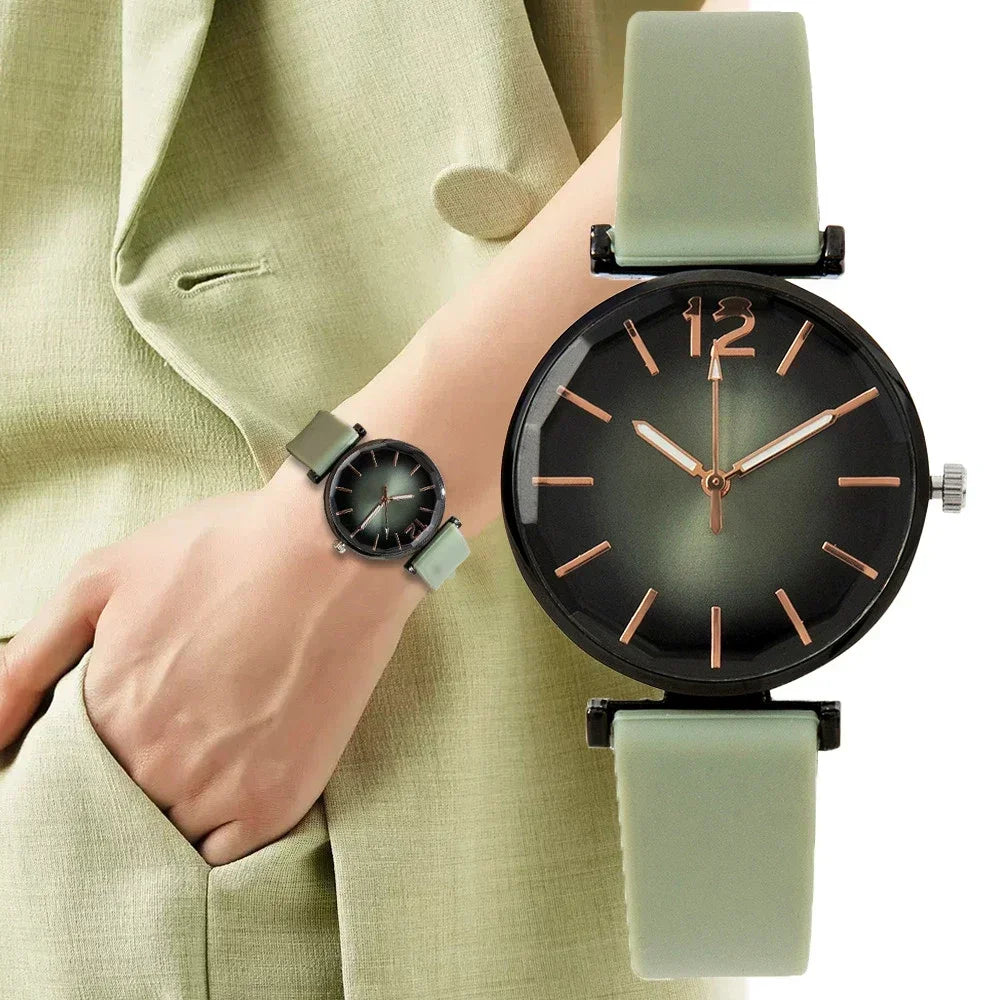 Chic Green Silicone Women's Watch