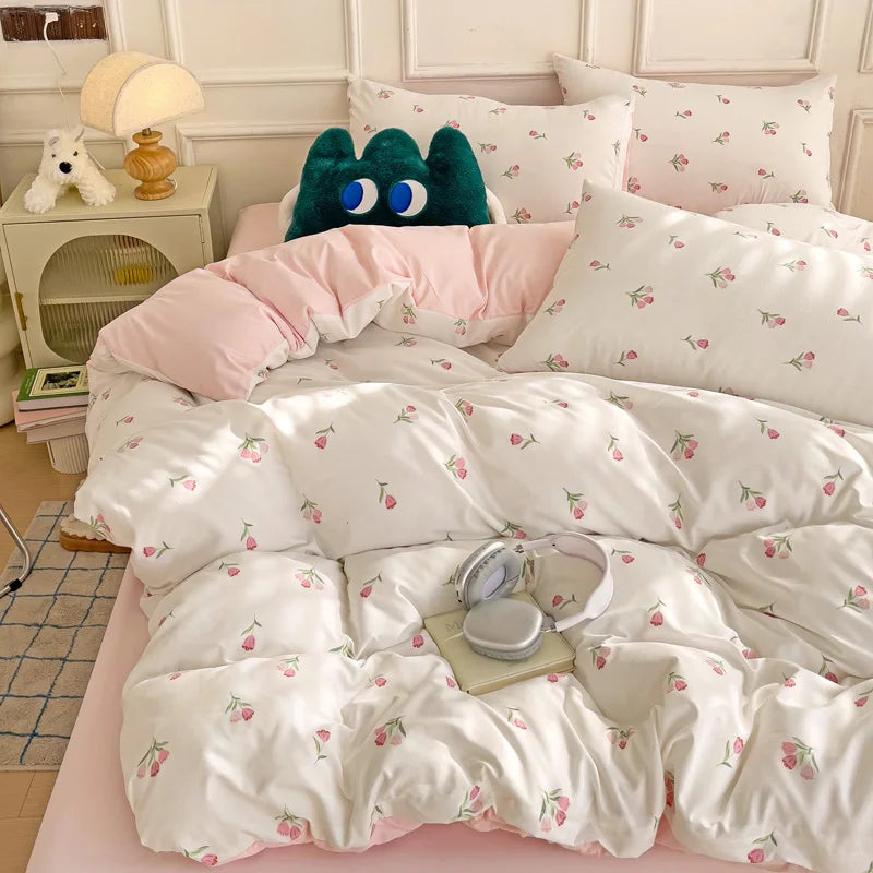 Cozy Heart Floral Bedding Set