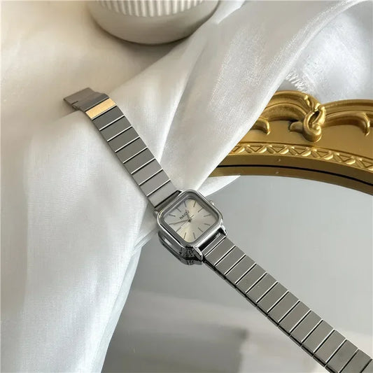 Elegant Quartz Square Watch