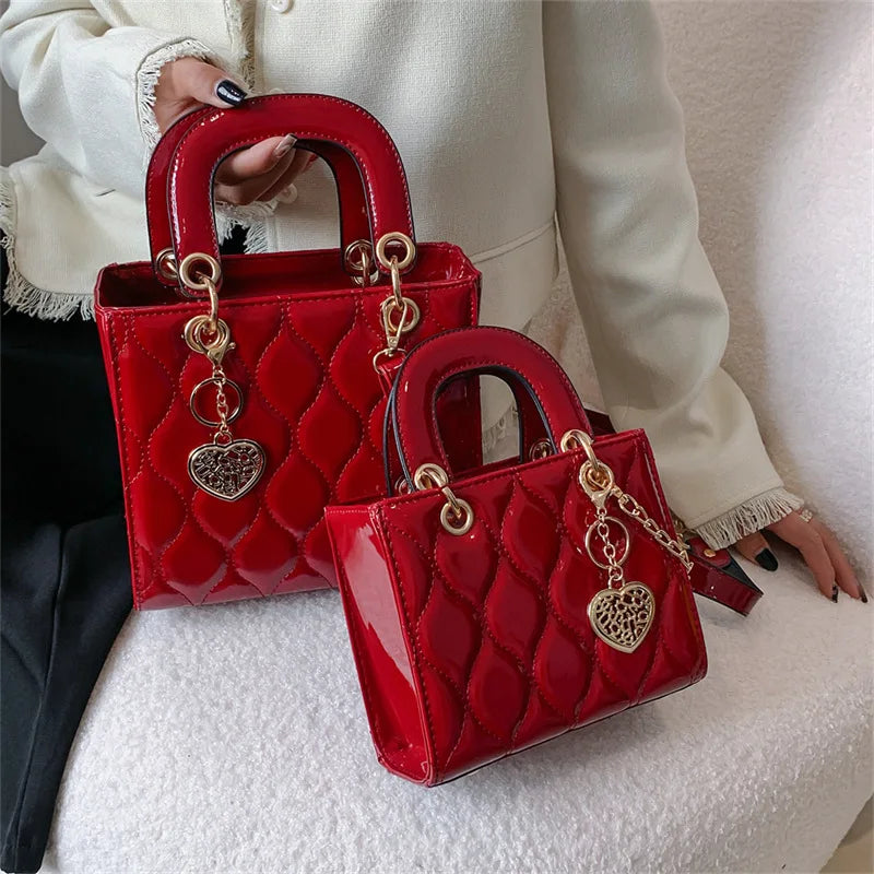 Chic Quilted Shoulder Bag