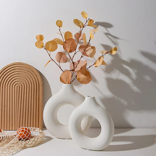 Nordic Bloom Vase: Elegant Decor